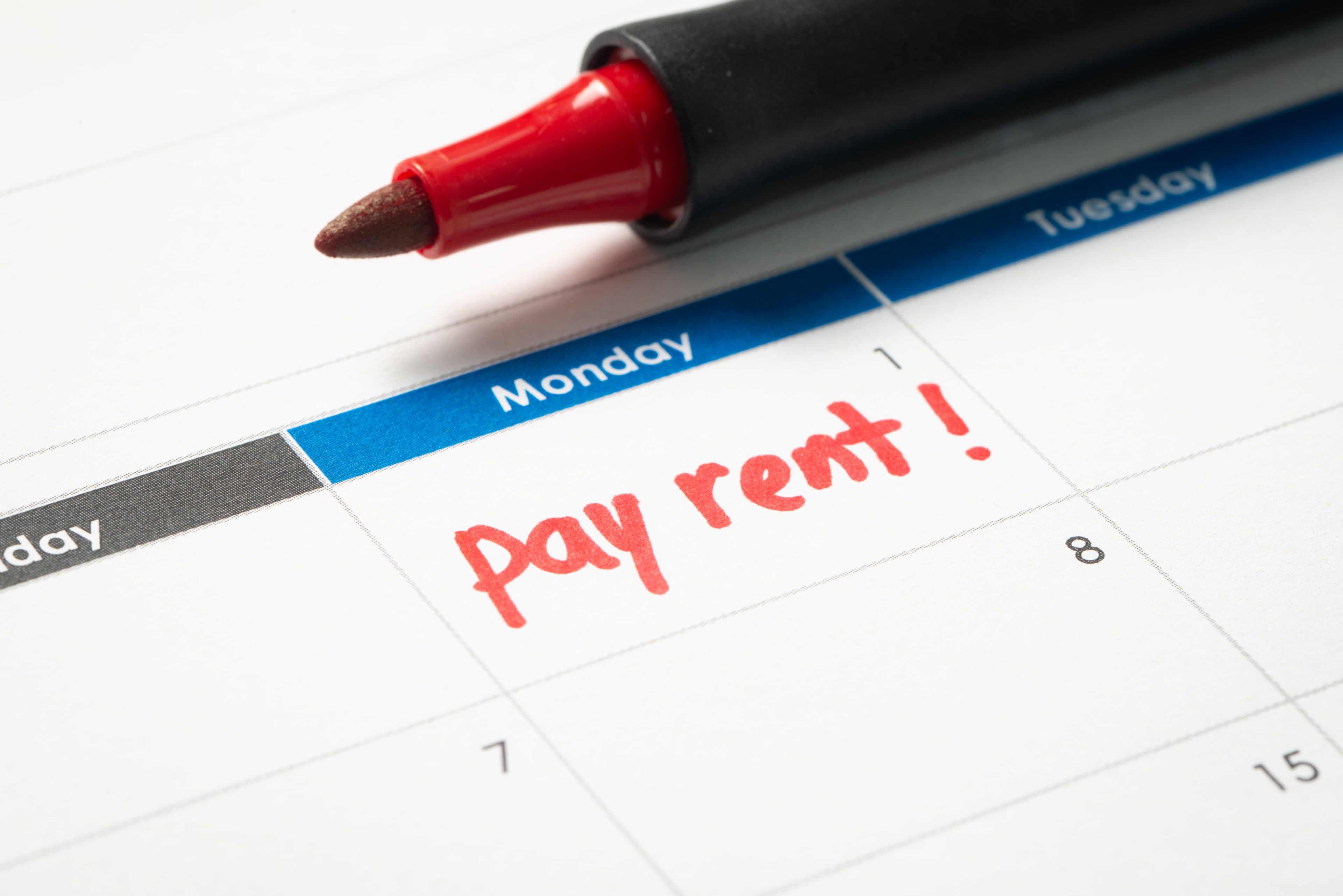 Pay rent reminder on calendar